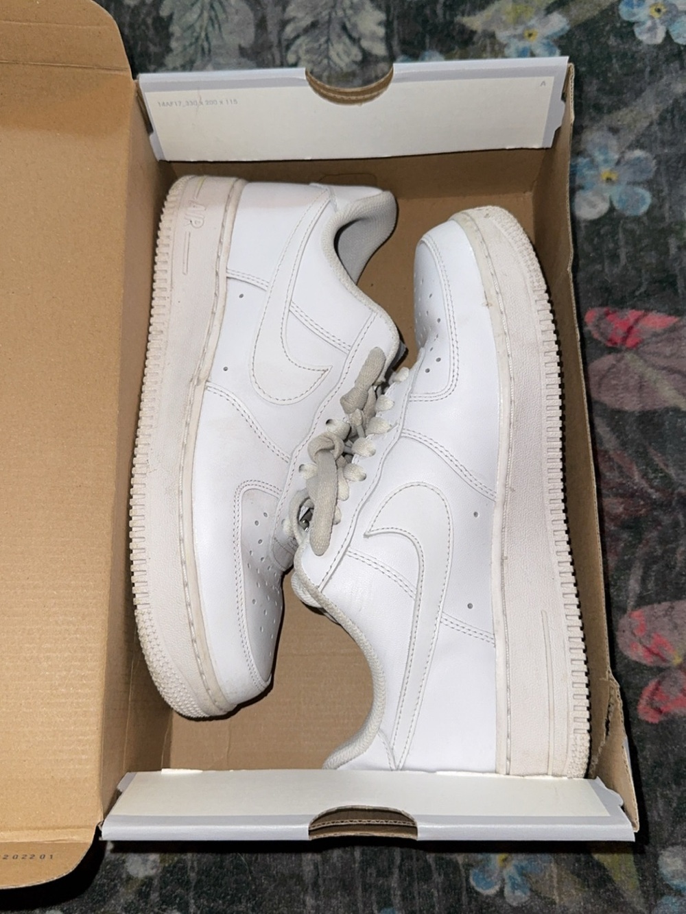 Nike White Men's Low-Top Sneakers